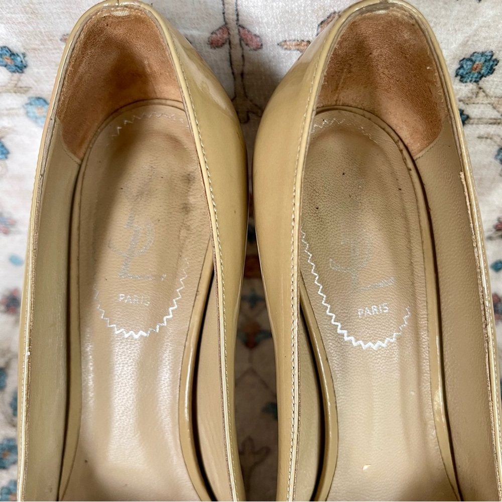 Yves Saint Laurent Tribtoo Tan Patent Heels - Picture 4 of 16